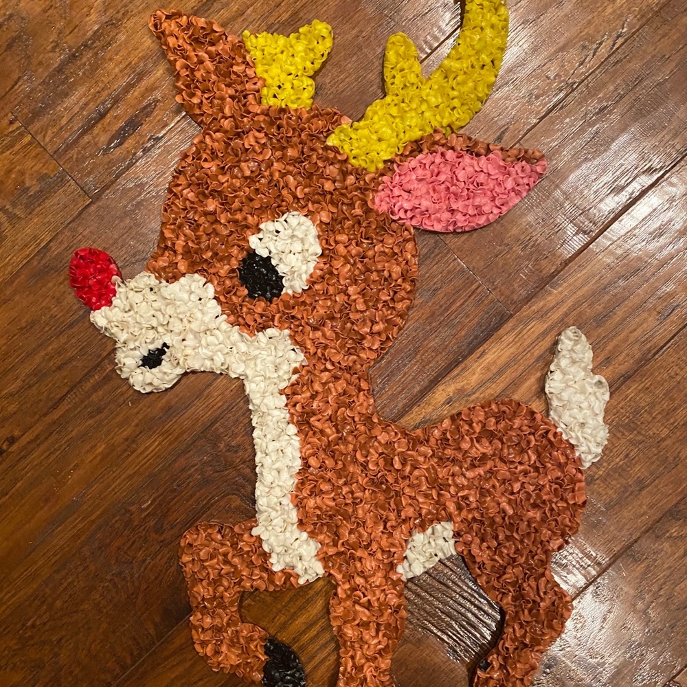Vintage Melted plastic popcorn Rudolf